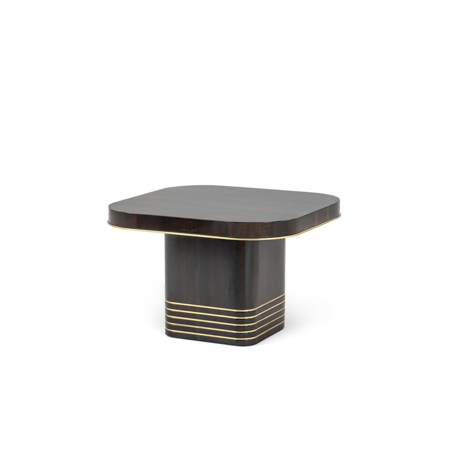 Portoghese Tavolini da salotto in stile Art-Deco, legno di ebano con inserti in ottone ossidato di JLC in vendita