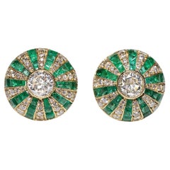  New Made 18k Gold Natural Diamond And Caliber Emerald Earring