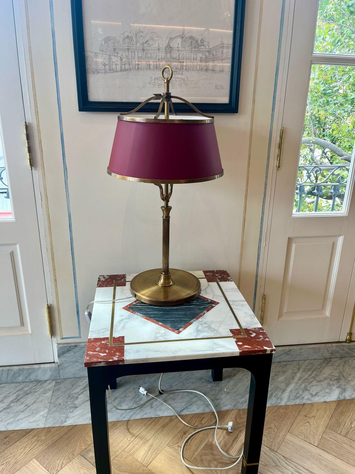 Art Deco Style Oak Side Table with Brass Inlays and Marble Cover with Brass 1 In New Condition For Sale In Mexico, Ciudad de México