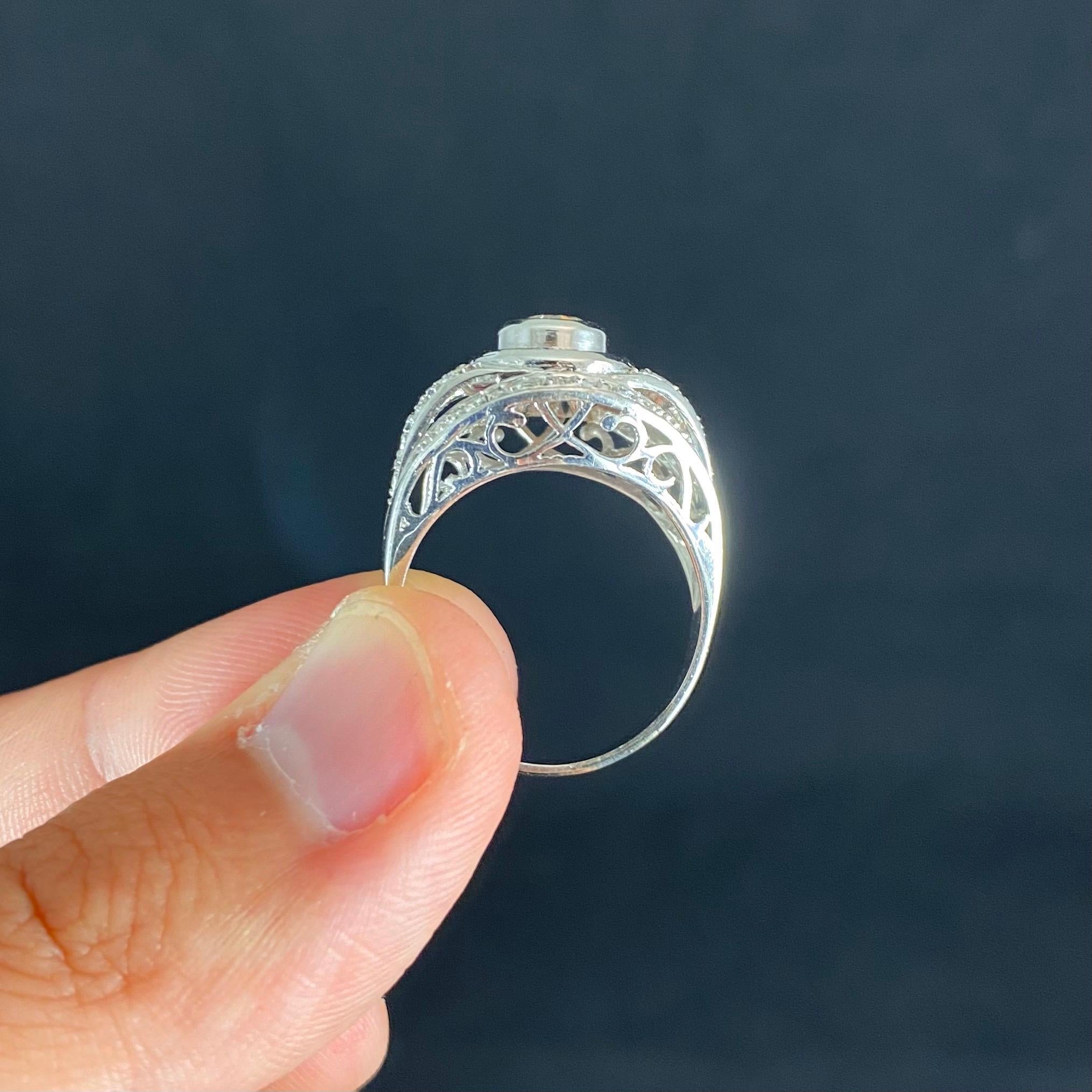 Anillo de compromiso de oro blanco estilo art déco con diamante antiguo europeo rubí bombeado en Bueno estado para la venta en Lisbon, PT
