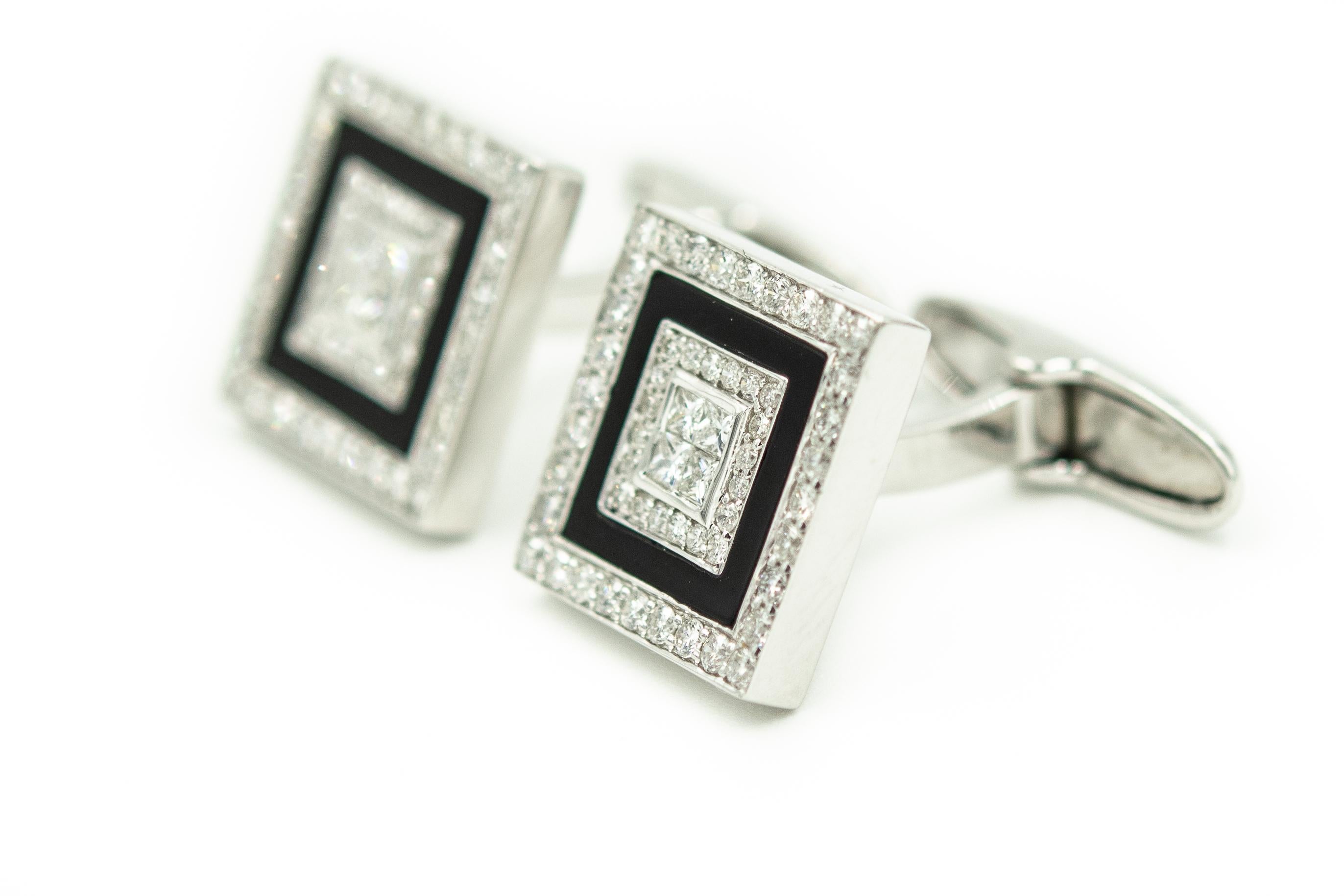 Art Deco Style Onyx and Diamond White Gold Square Cufflinks and Tie Tac In Good Condition In Miami Beach, FL