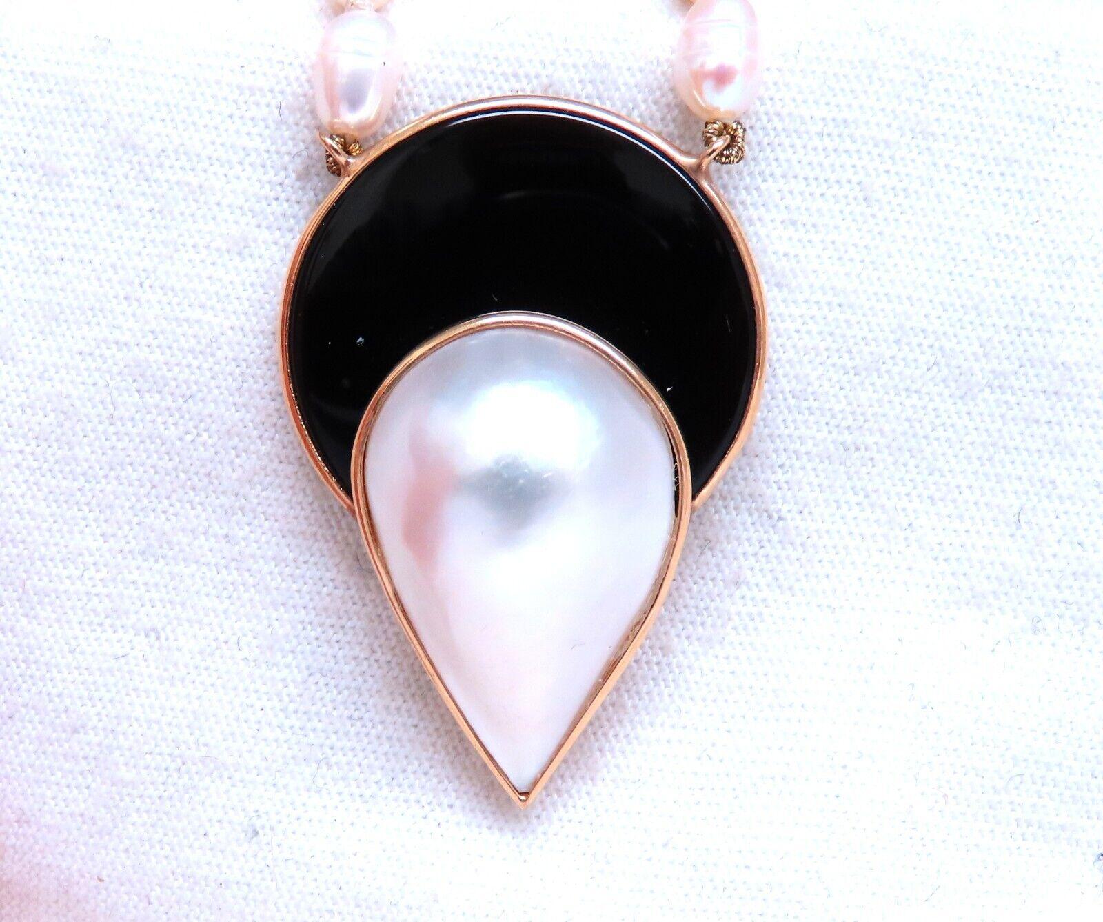 Art Deco Style Onyx Mabe Pearl Necklace 14kt Gold In New Condition For Sale In New York, NY