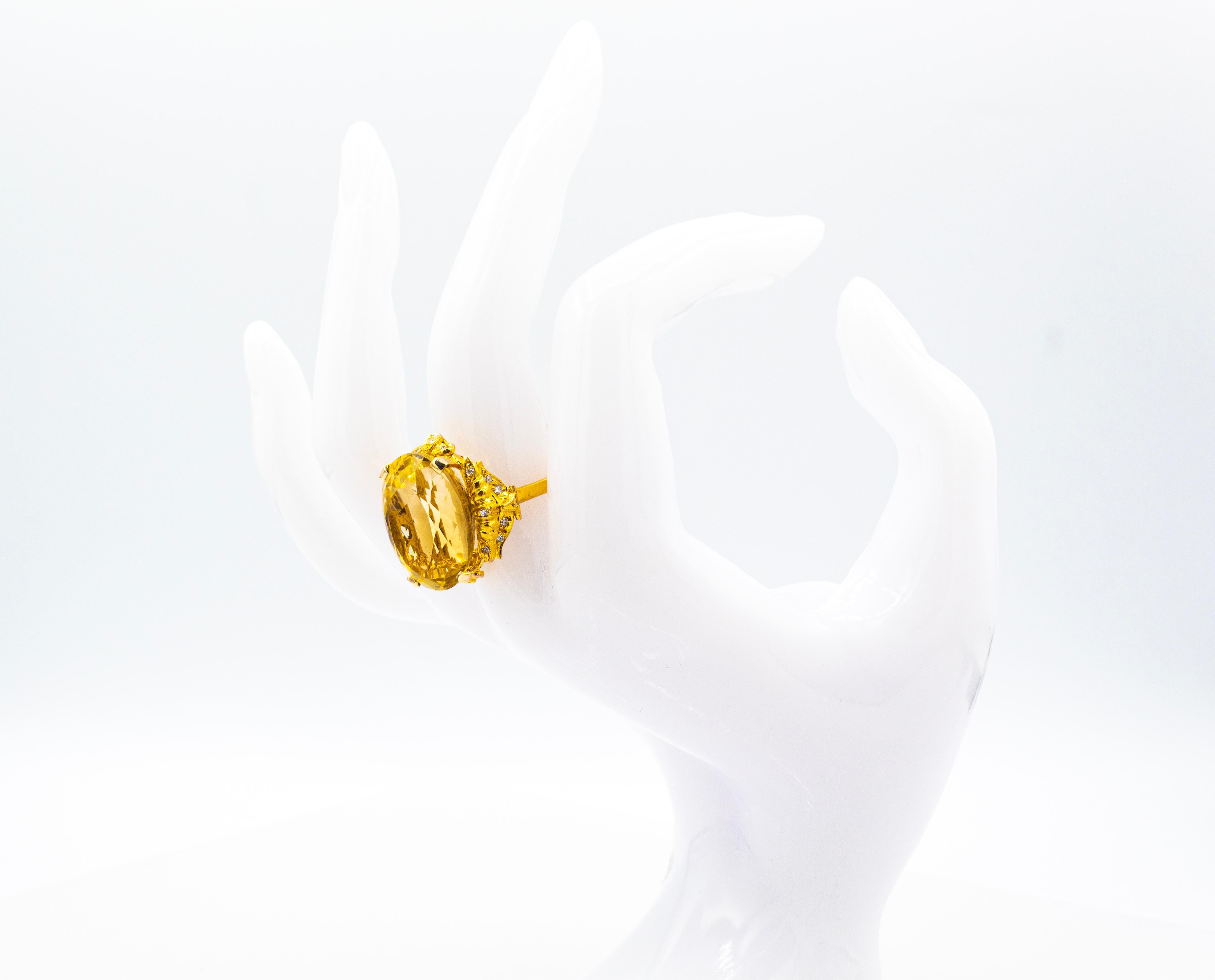 Bague cocktail de style Art déco en or jaune avec citrine ovale et diamants blancs en vente 7