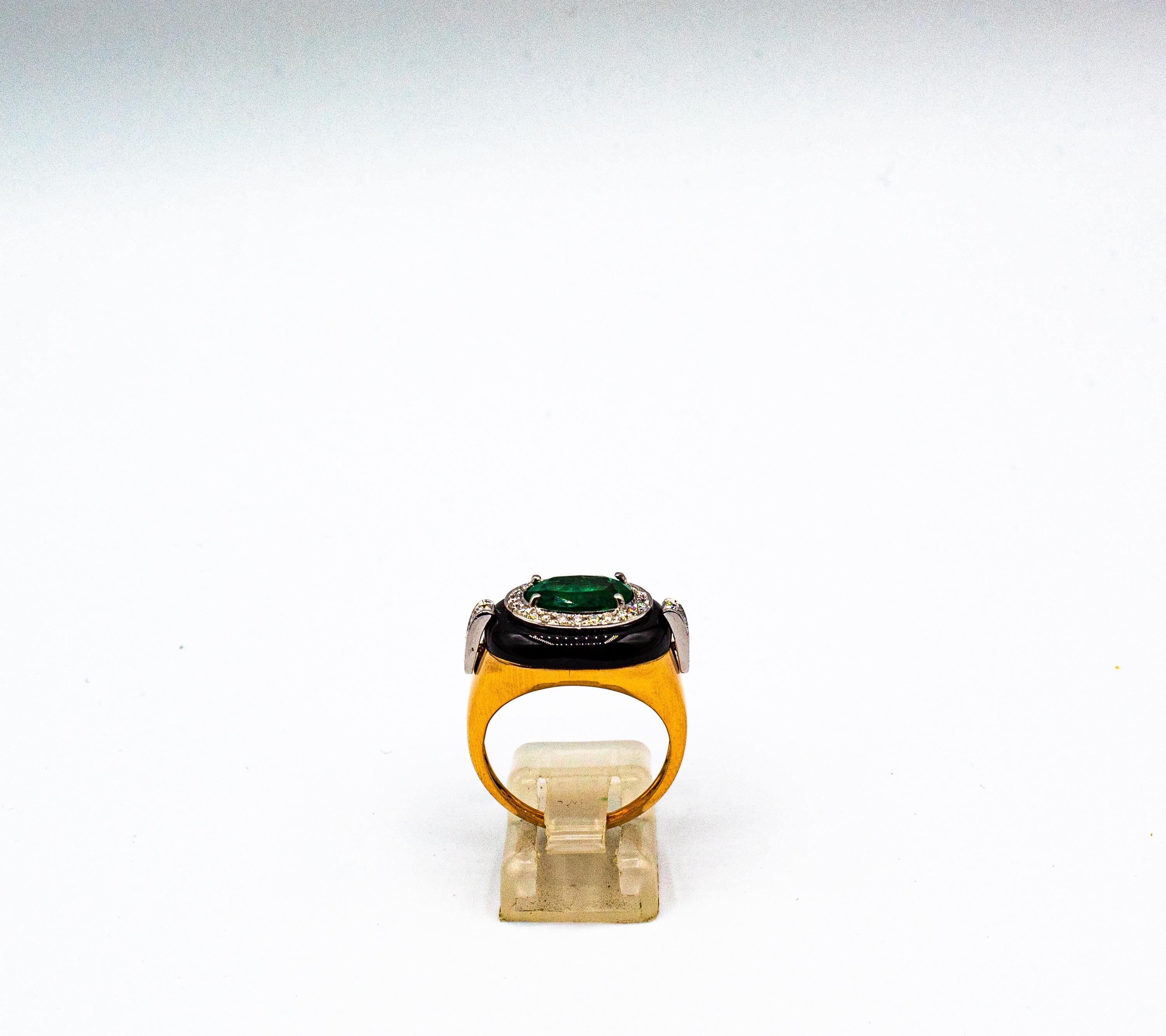 Brilliant Cut Art Deco Style Oval Cut Emerald White Diamond Onyx Yellow Gold Cocktail Ring For Sale