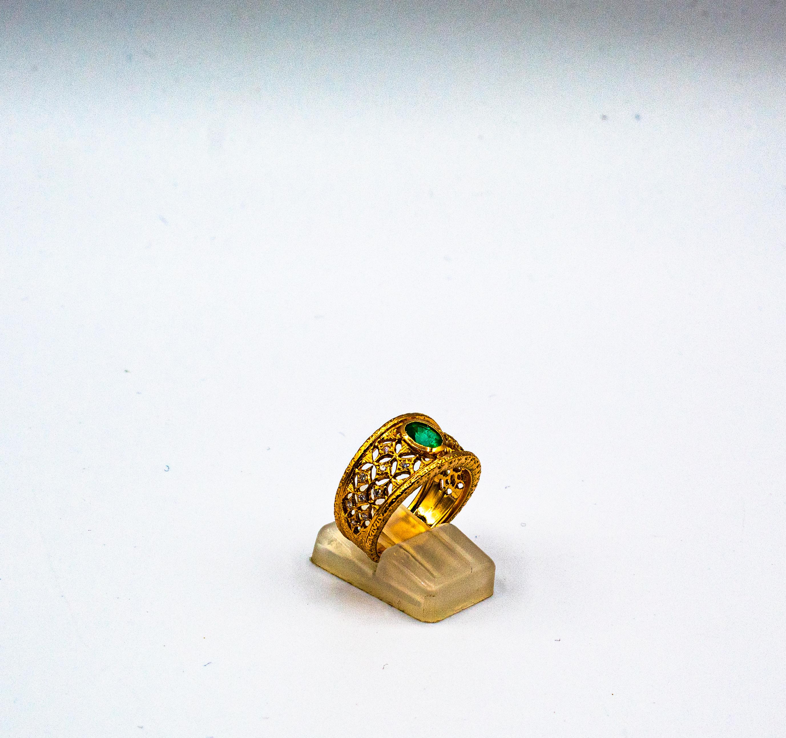 Brilliant Cut Art Deco Style Oval Cut Emerald White Diamond Yellow Gold Cocktail Ring For Sale