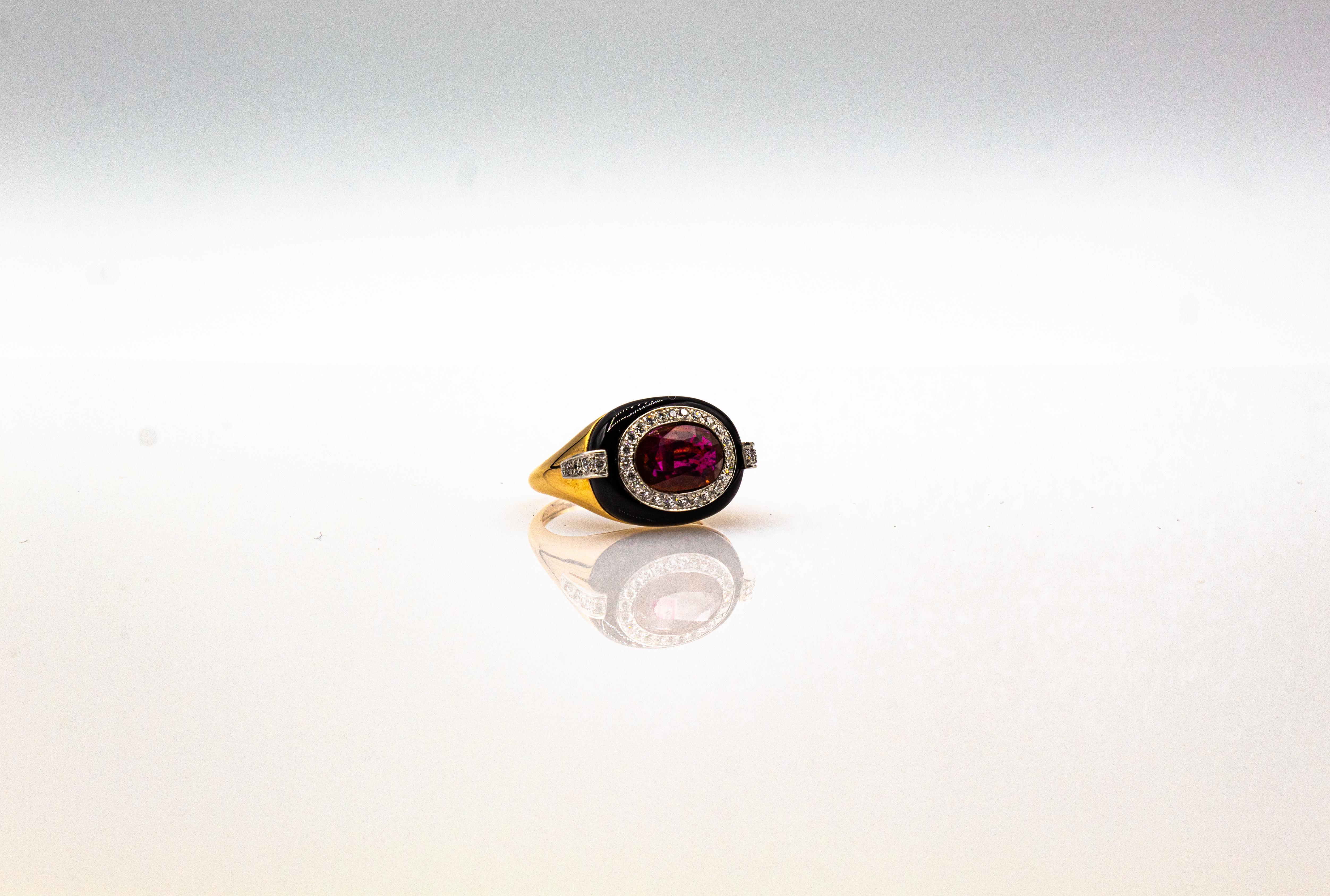 Anillo de Cóctel de Oro Amarillo con Ónix y Diamante Blanco y Rubí de Corte Ovalado Estilo Art Decó 1