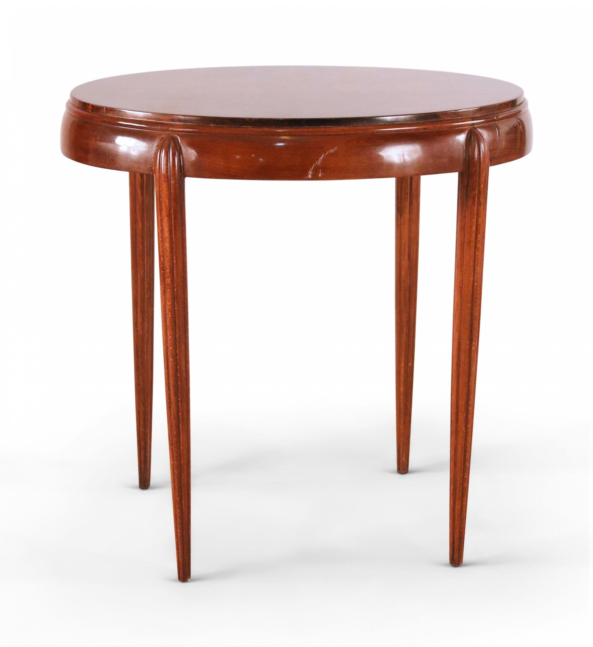 Art Deco Style Oval Mahogany End Table In Good Condition For Sale In New York, NY