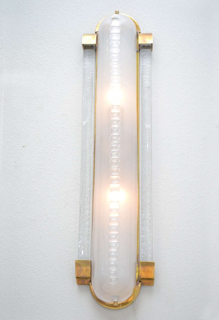 Coppia di lampade in vetro di Murano e ottone in stile Art Déco In condizioni ottime in vendita a Austin, TX