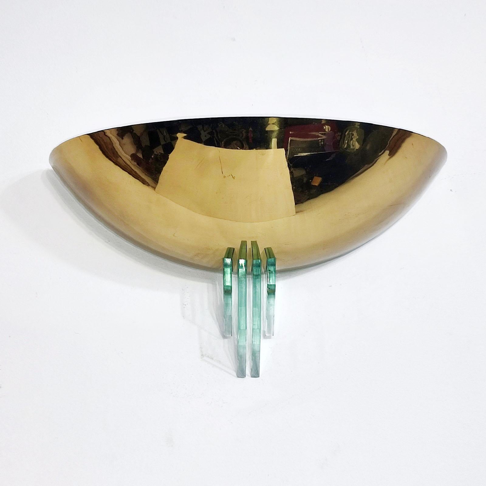 Art Deco Style Pair of Wall Lights made of Brass and Glass For Sale 2
