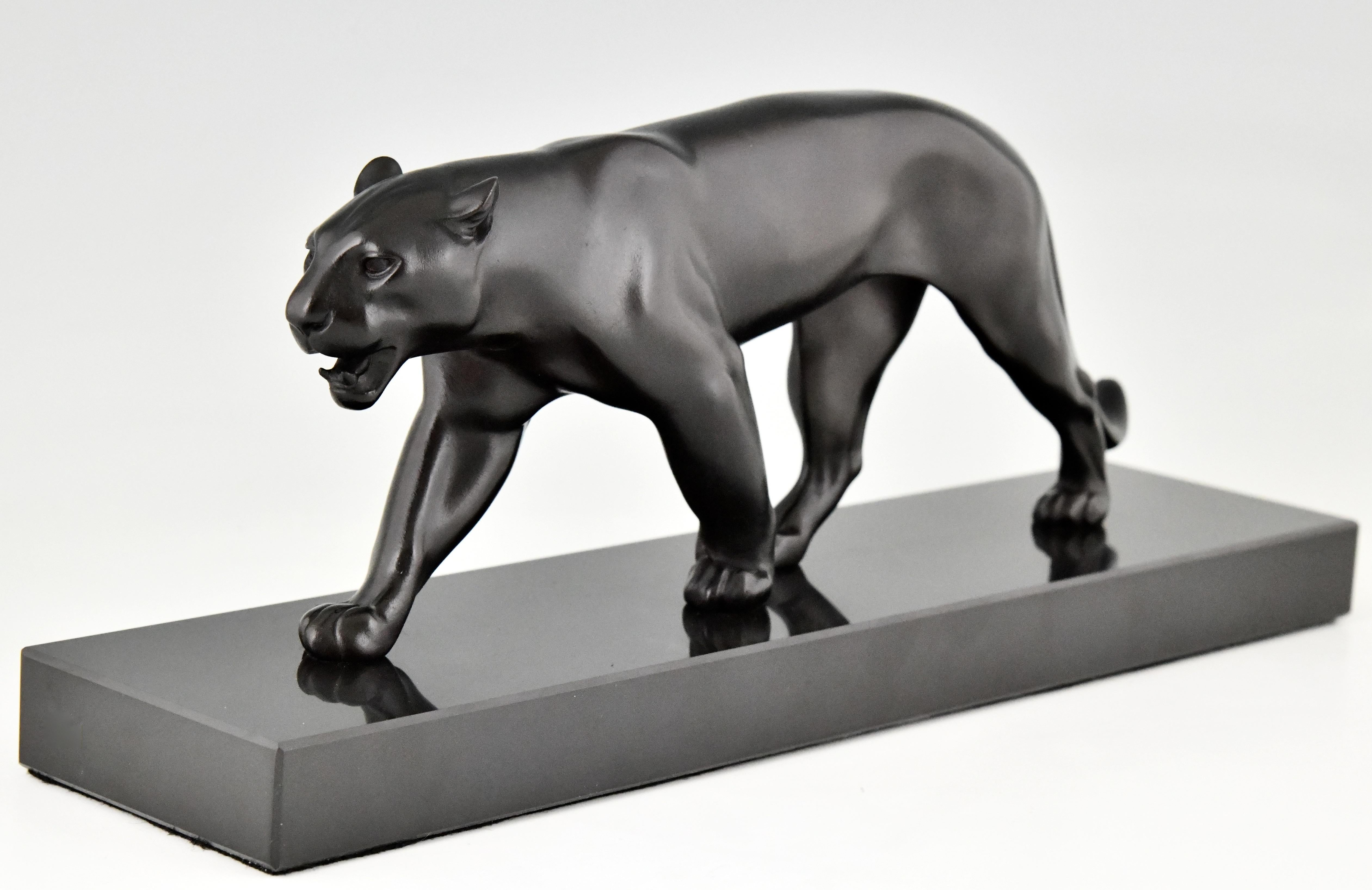 Panther-Skulptur im Art-déco-Stil OUGANDA von Max Le Verrier, Frankreich (Art déco) im Angebot