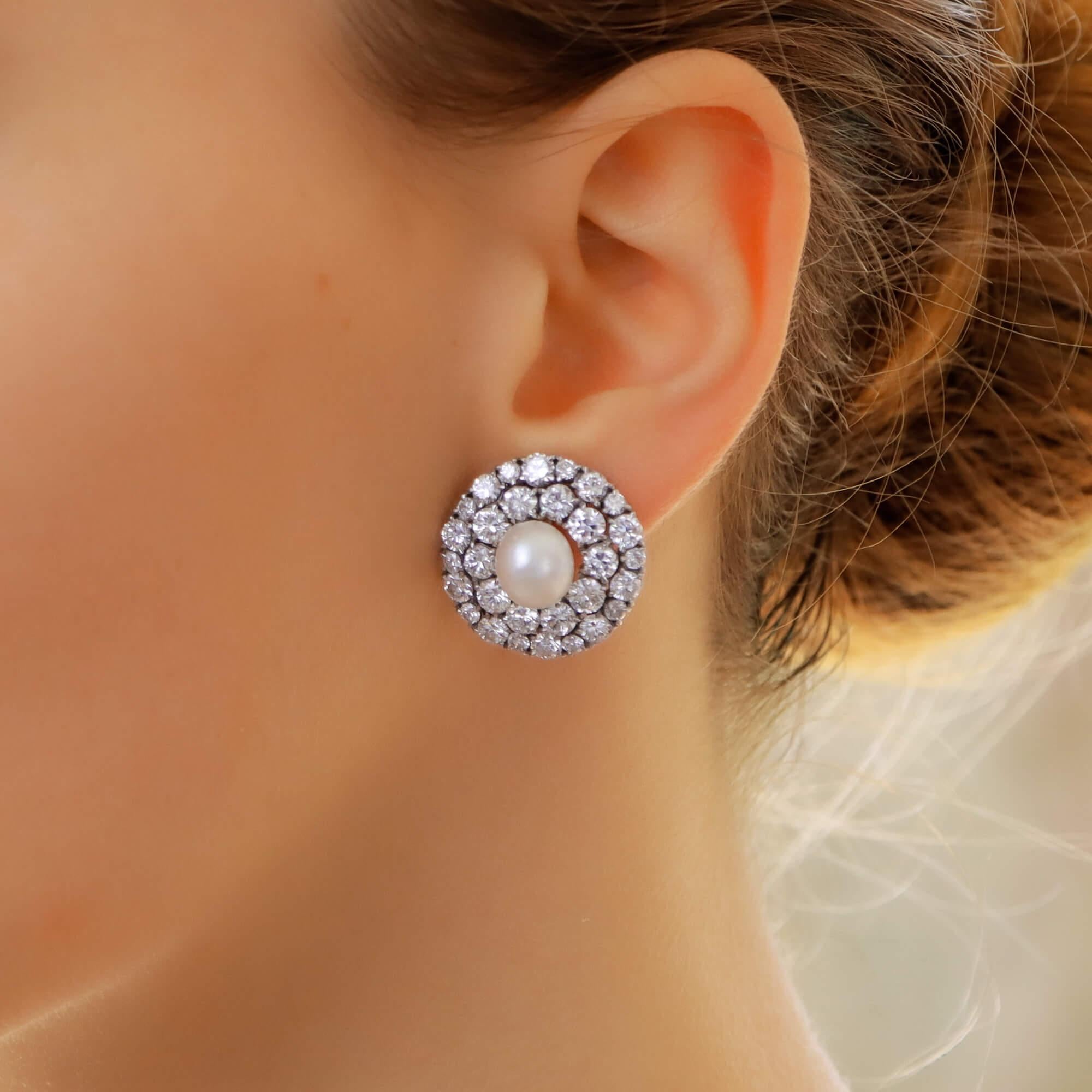 Taille vieille mine Boucles d'oreilles en or 18 carats avec grappe de diamants taille vieille mine et perles de style Art déco