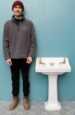 Art Deco Style Pedestal Sink