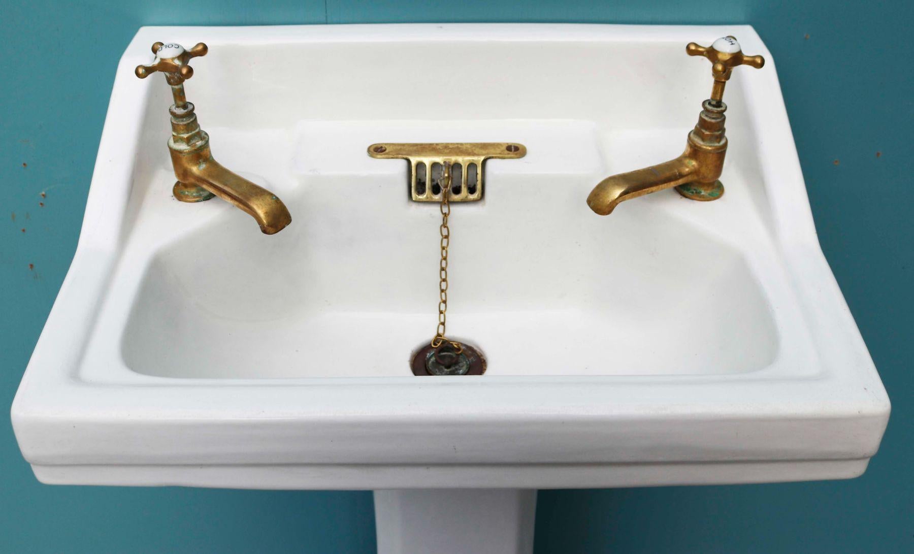 art deco pedestal sink