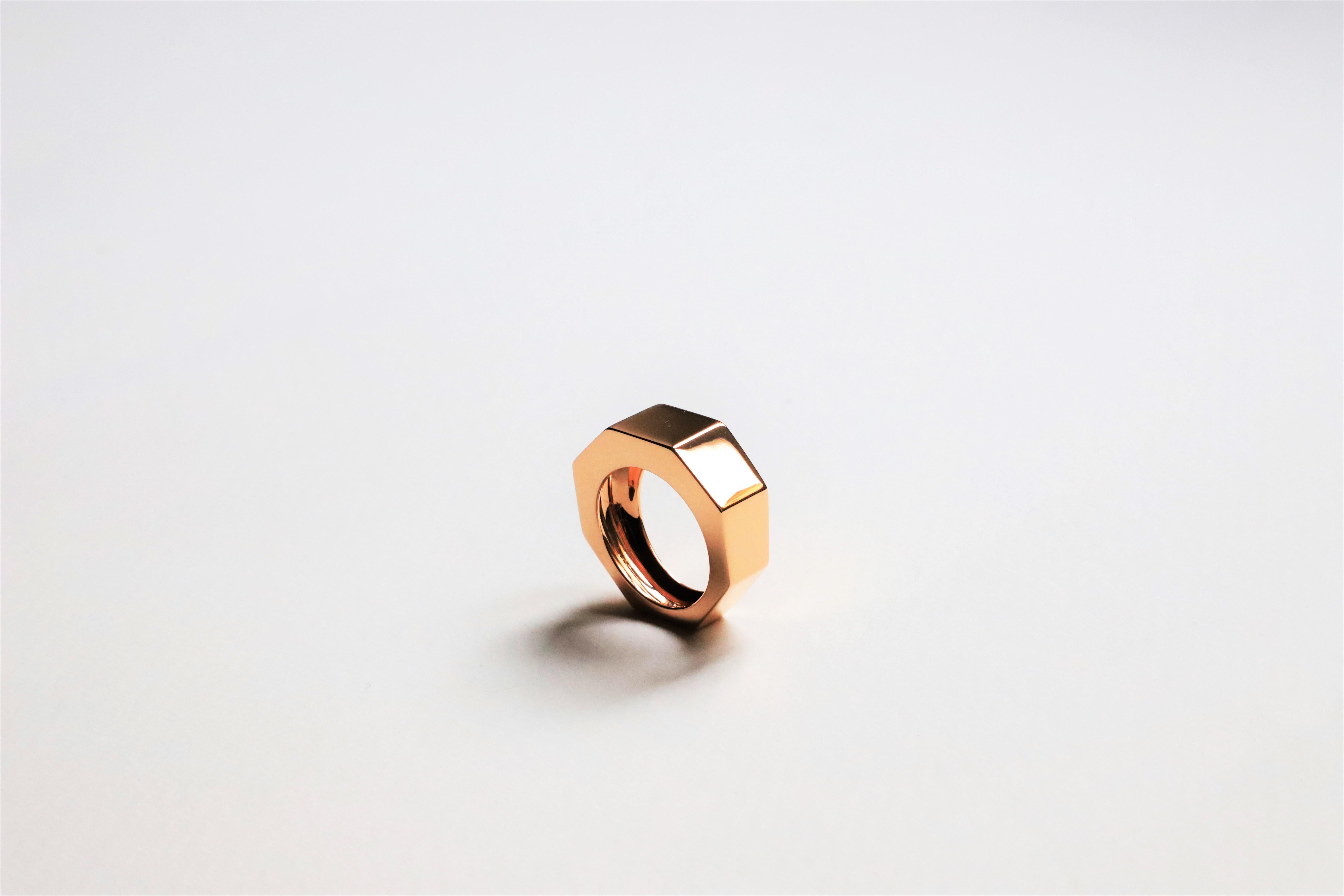 Rossella Ugolini Art Deco Style Personalized 18K Gold Unisex Modern Design Ring For Sale 4