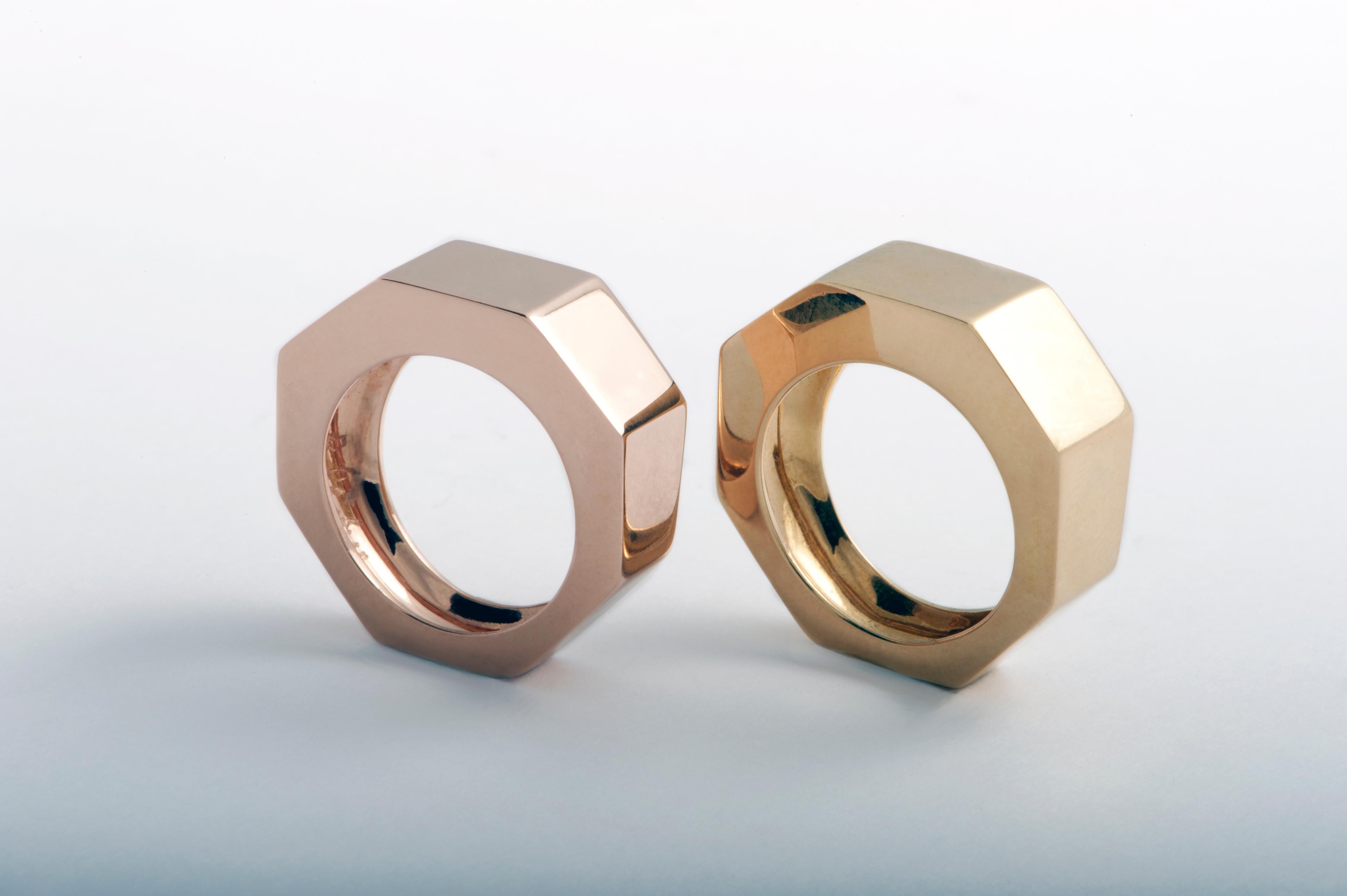 Art Deco Stil Personalisierter 18 Karat Gold Unisex-Ring mit modernem Design im Art déco-Stil im Angebot 7