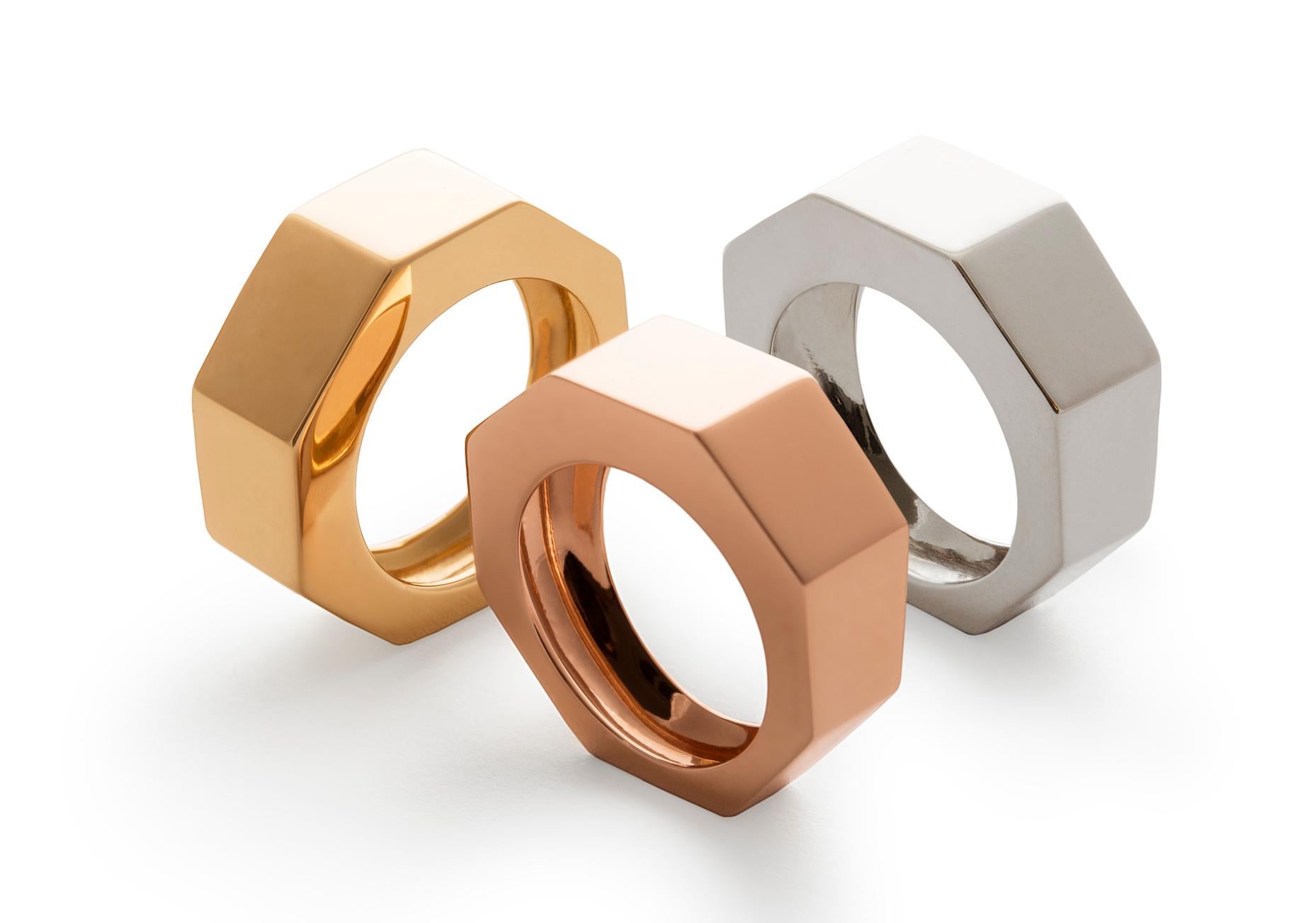 Art Deco Style Personalized 18 Karat Rose Gold Unisex Modern Design Ring For Sale 3