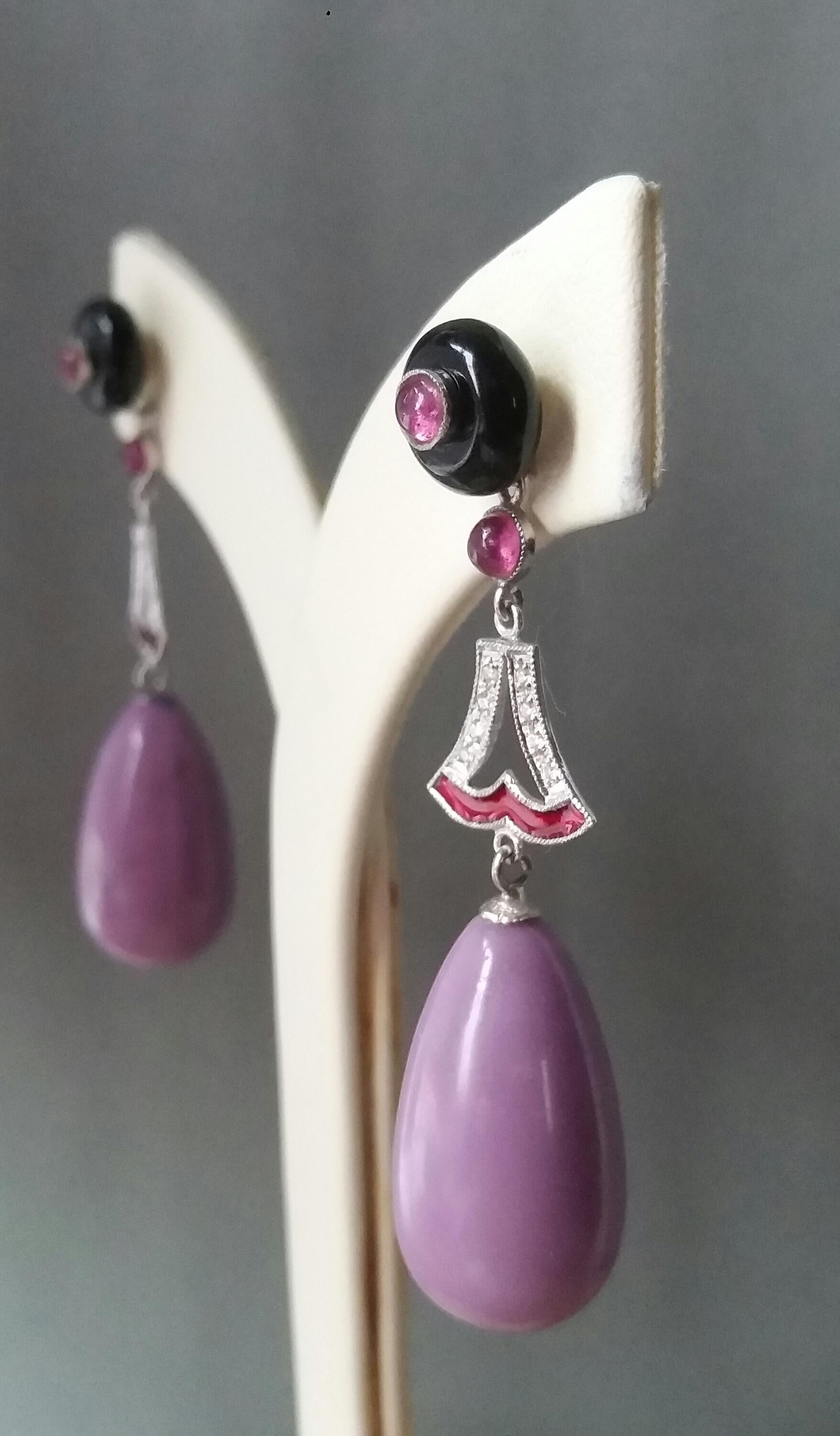 Art Déco Orecchini in stile Art Deco con gocce di fosfosiderite, rubino, oro e diamanti neri. in vendita