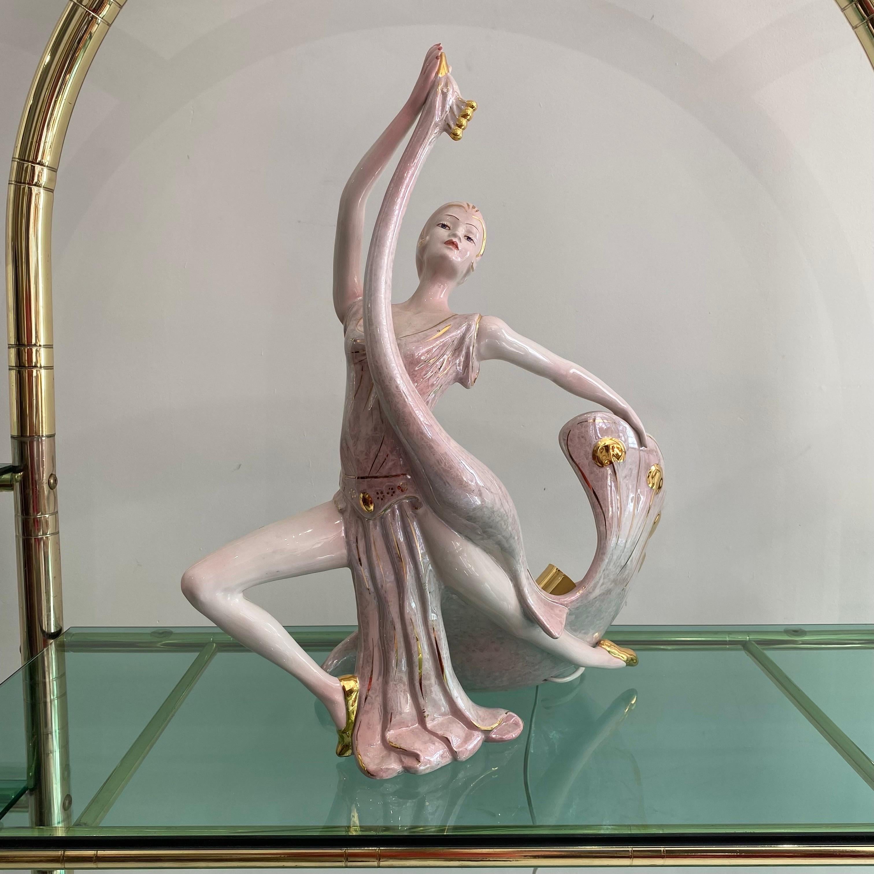 Italian Art Deco Style Pink Ceramic Dancer Table Lamp 1980s Gold Brass Vintage Swan 1920 For Sale