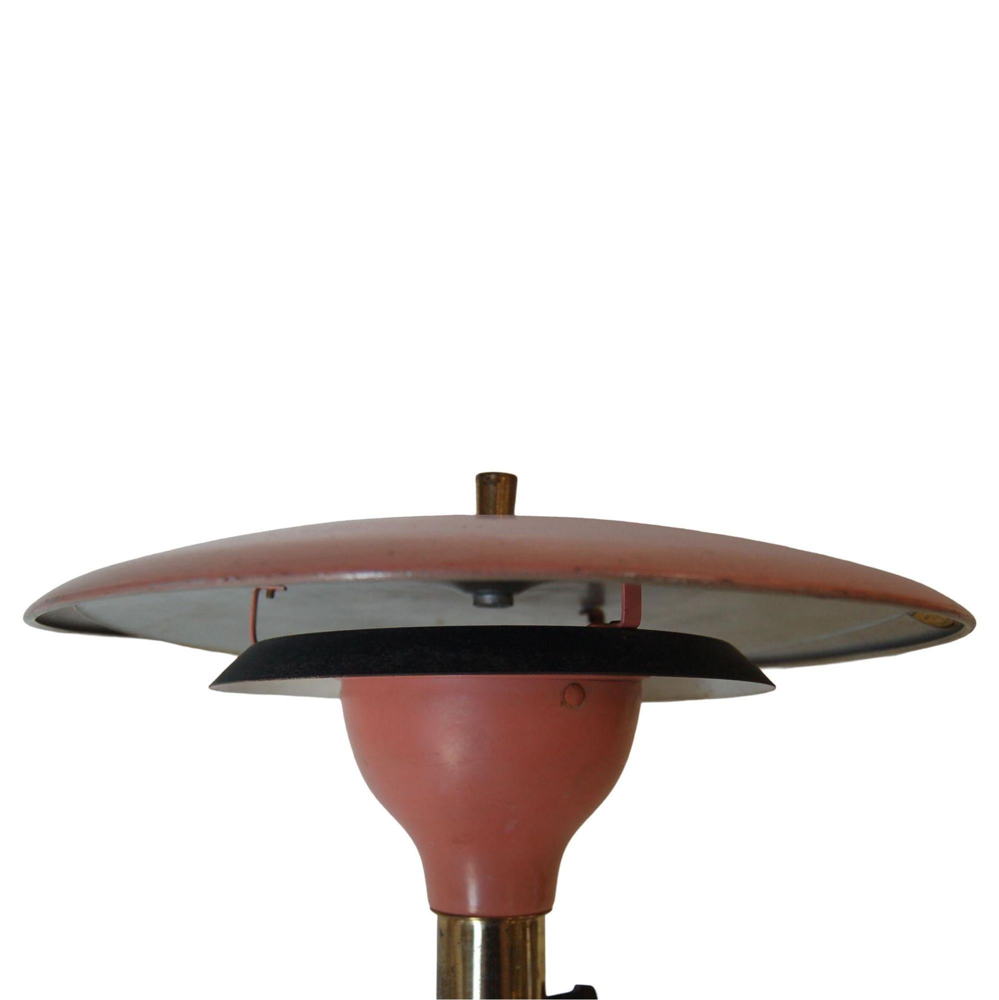 American Art Deco Style Pink Saucer Table Lamp with Black and Brass Accents For Sale