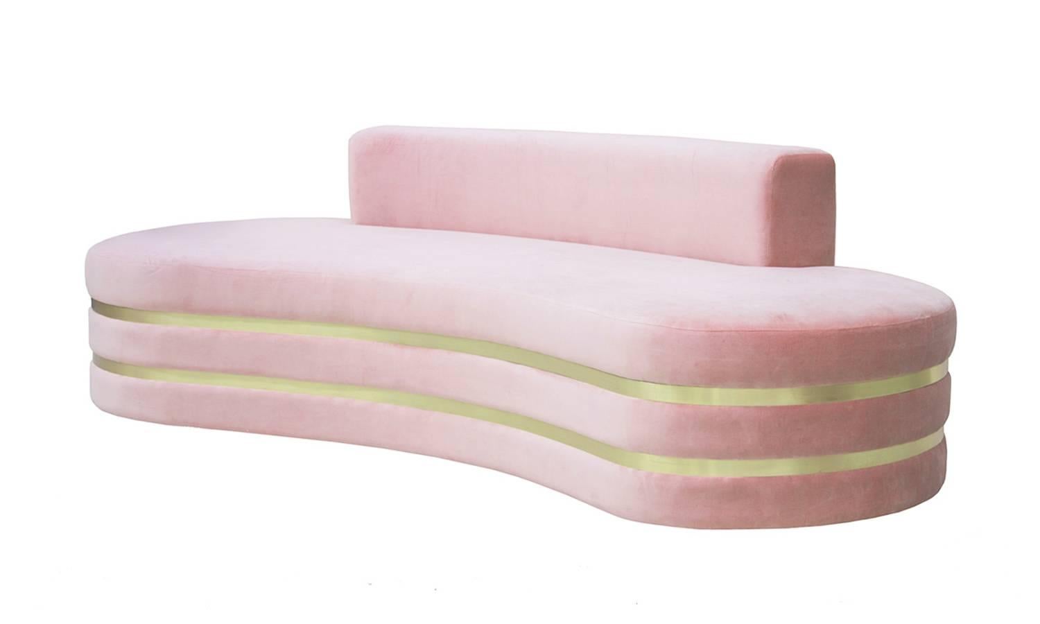 European Organic Modern Art Deco Pink Velvet and Brass Curved Tokyo Sofa Handcrafted For Sale