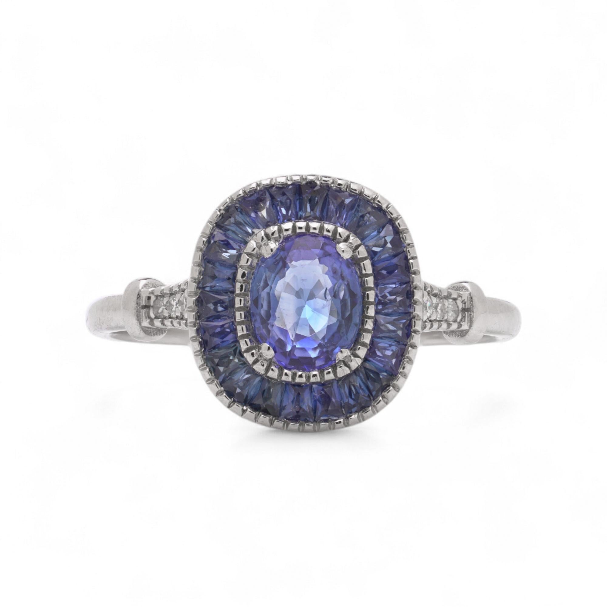 Taglio ovale Anello in platino da 0,83 ct. e diamanti in stile Art Deco in vendita