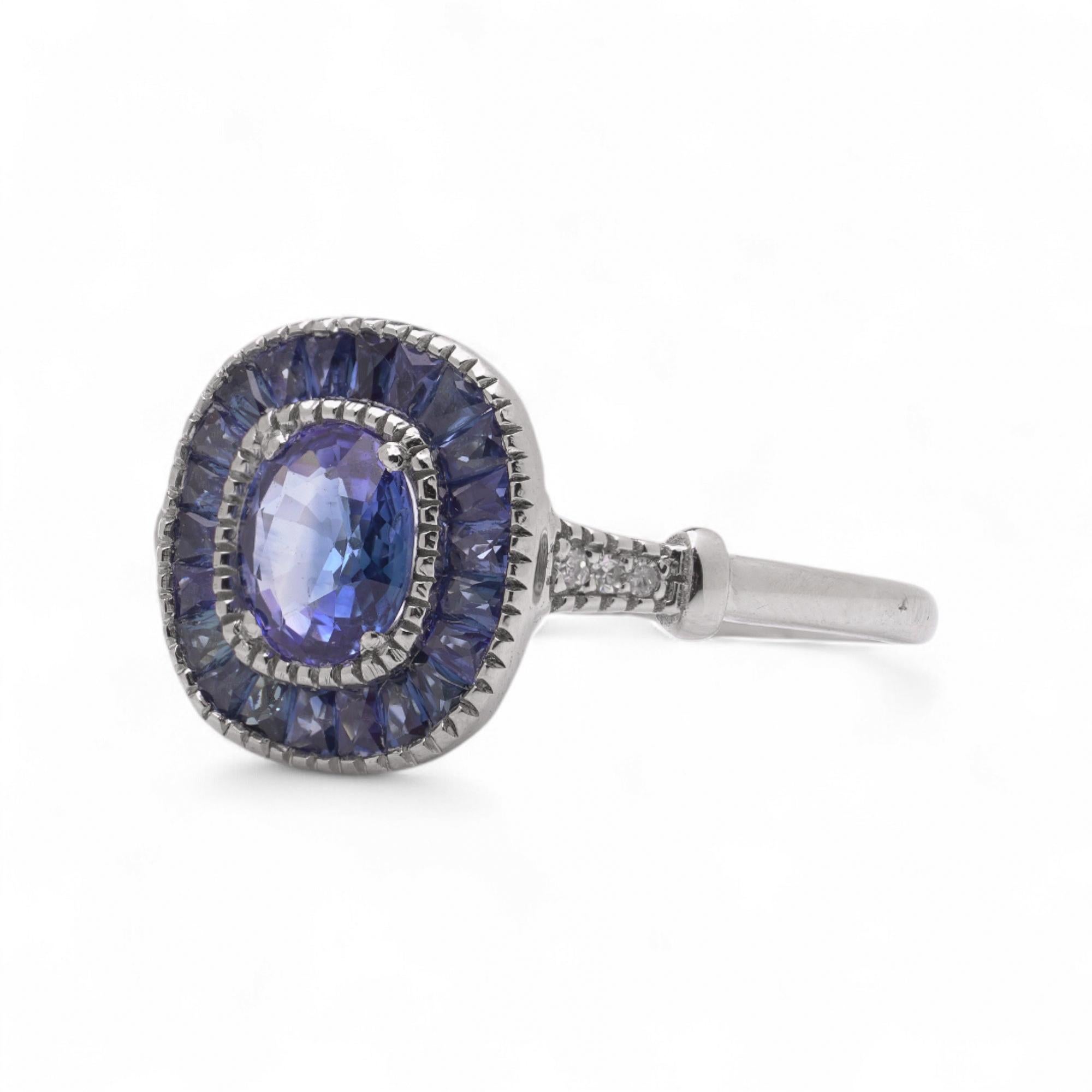 Anello in platino da 0,83 ct. e diamanti in stile Art Deco in vendita 2