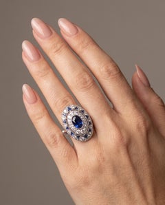 Art Deco Style Platinum 1.13 ct Sapphire and Diamond Oval Plaque Ring