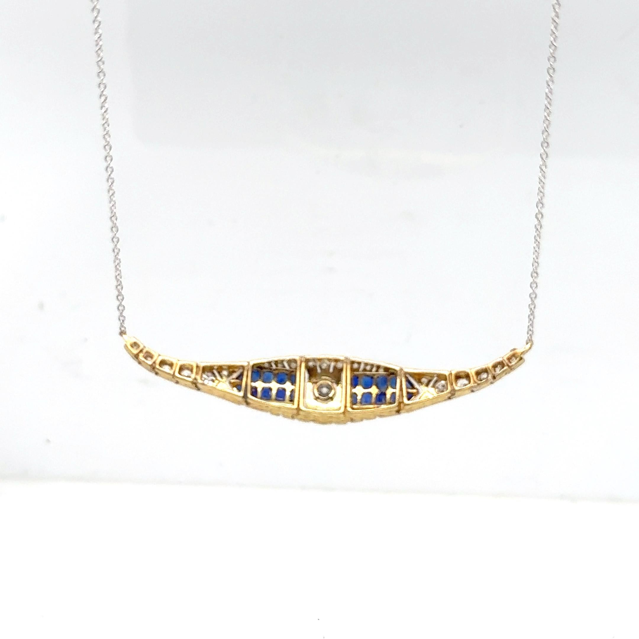 Taglio rotondo Collana in platino e oro 18 carati in stile Art Deco - Zaffiri sintetici e diamanti Acce in vendita