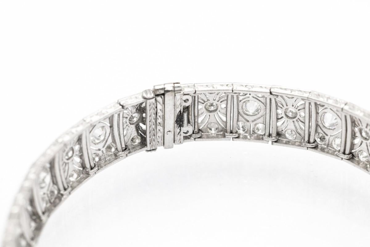Art déco-Armband aus Platin im Art déco-Stil, 120 Diamanten, 5,60 Karat, Westeuropa, 1940er Jahre Damen im Angebot