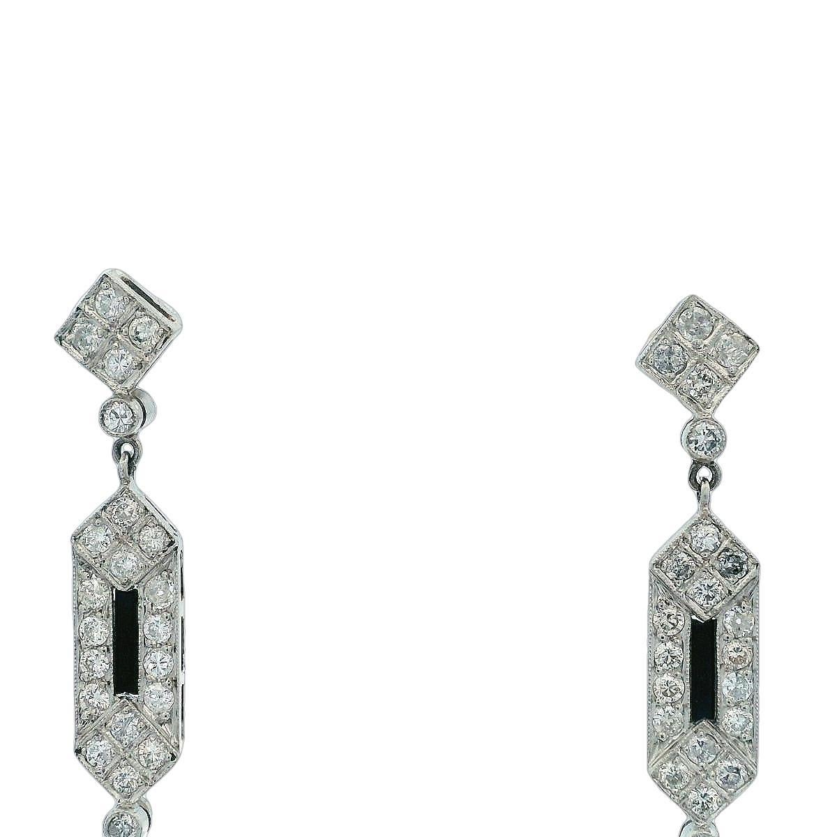 Taglio rotondo Orecchini pendenti in platino in stile Art Deco con diamanti e onice in vendita