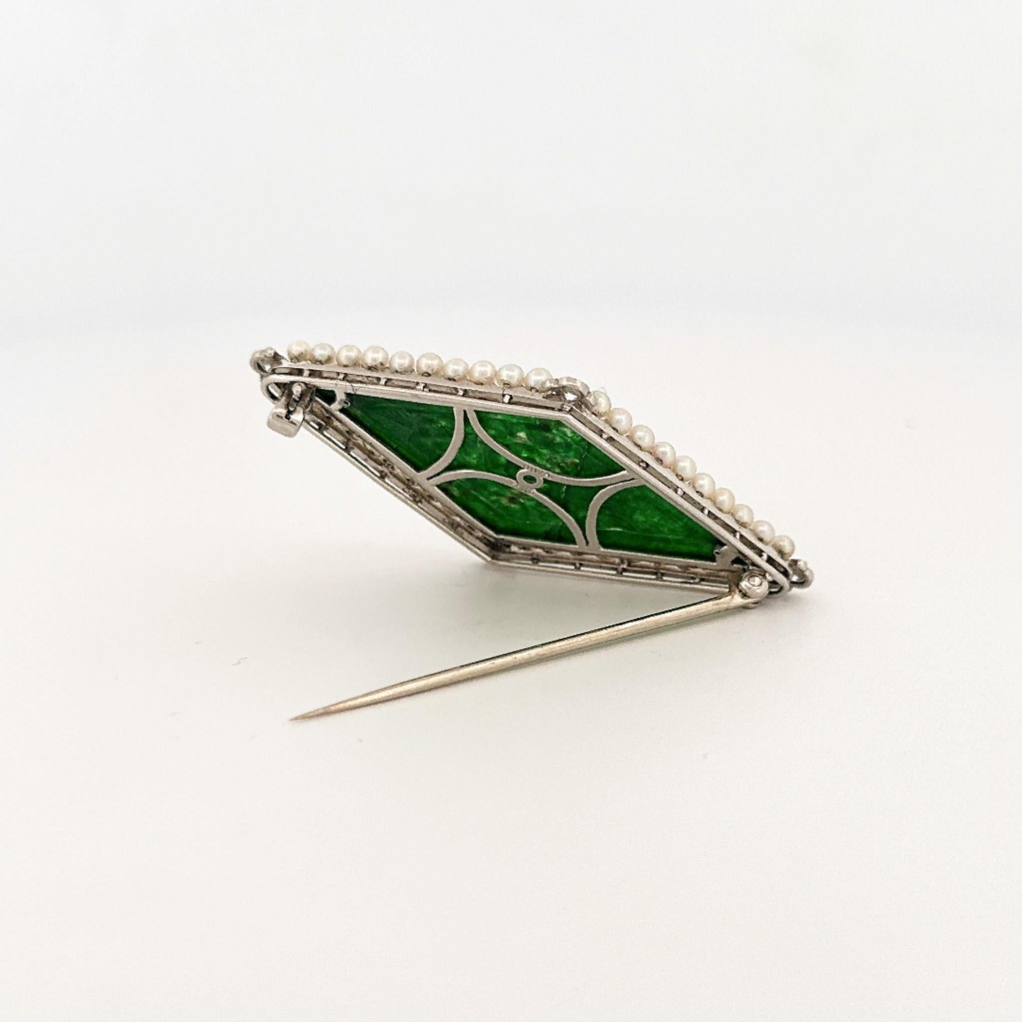 Women's or Men's Art Deco Style Platinum Jade, Pearl, & Diamond Pin For Sale