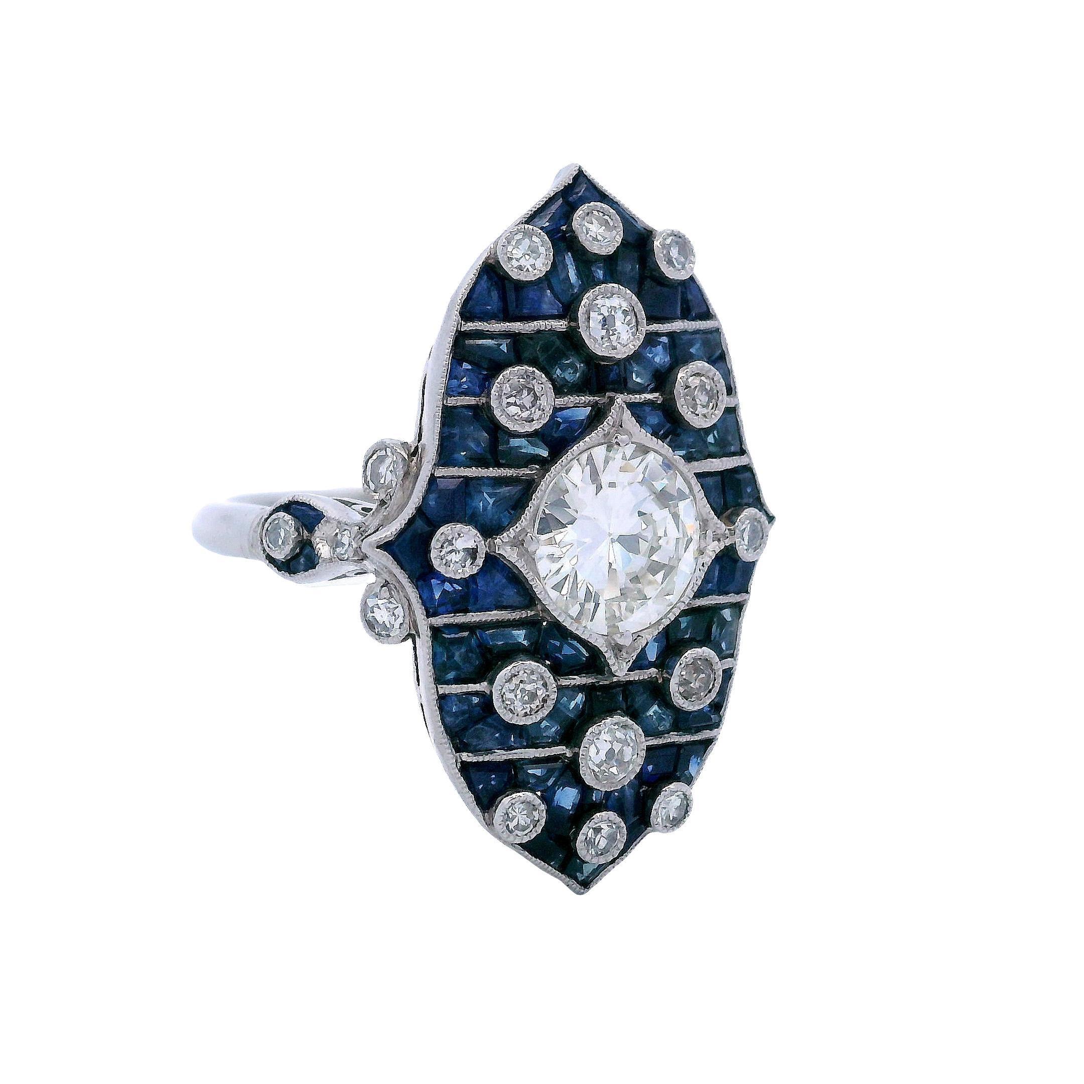 Taille ronde Bague en platine de style Art déco avec 3,90 CTW en diamants et saphirs en vente