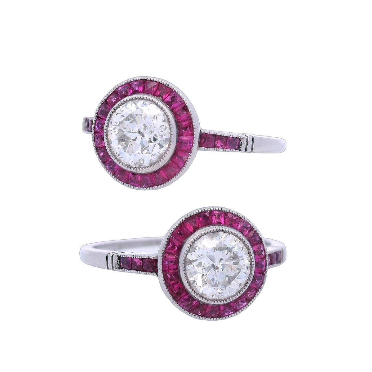 Art Déco Anello Target in platino in stile Art Deco con diamanti e zaffiri rosa in vendita