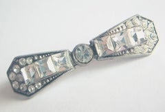 Art Deco Style Rhinestone Bar Brooch - Unsigned - United States - Circa 1950's