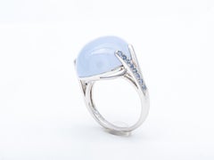 Art Deco Style Ring Cabochon Calcedoni White Gold 18 Karat