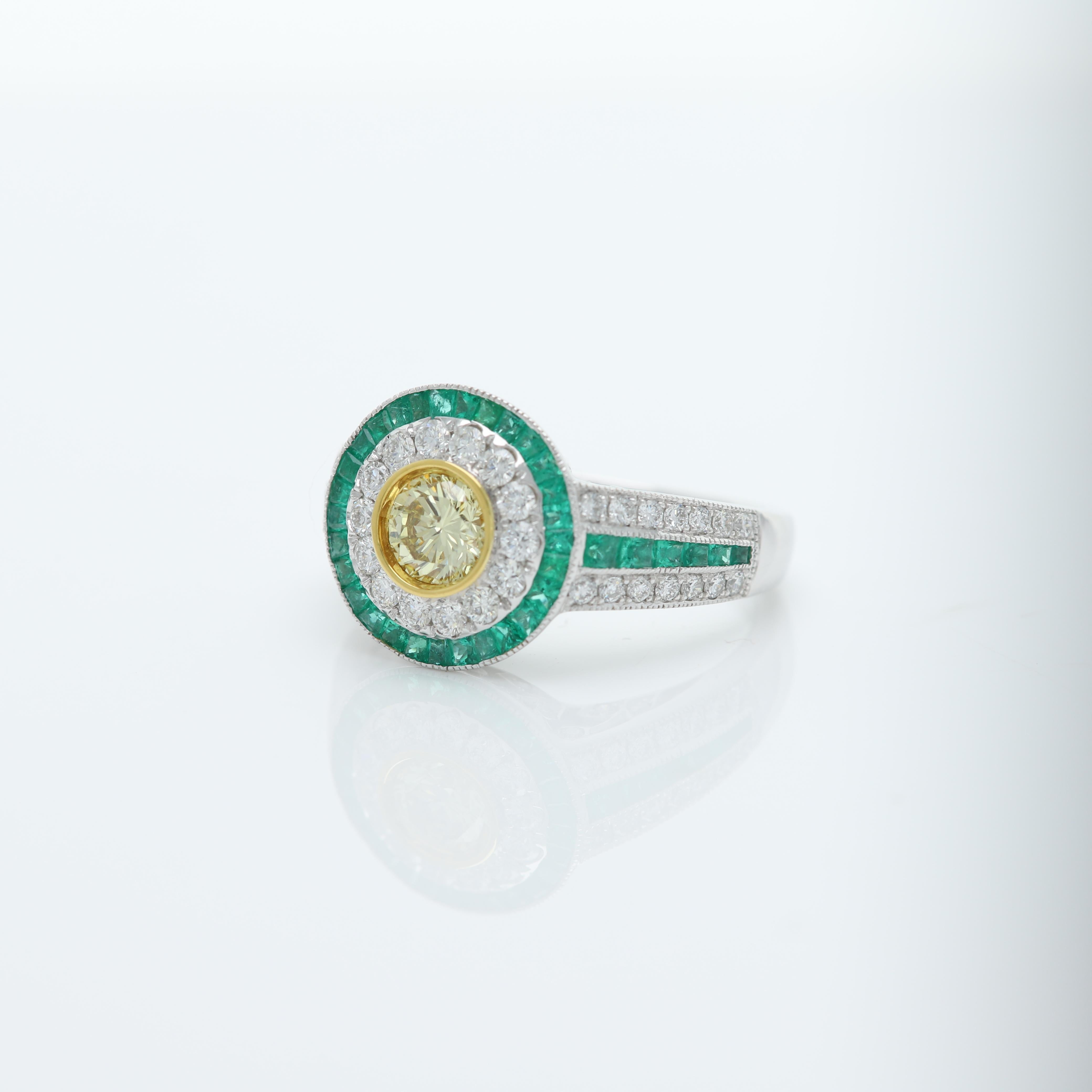 Art Deco Style Ring Emerald and Diamonds 18 Karat White Gold and Yellow Diamond In New Condition For Sale In Brooklyn, NY
