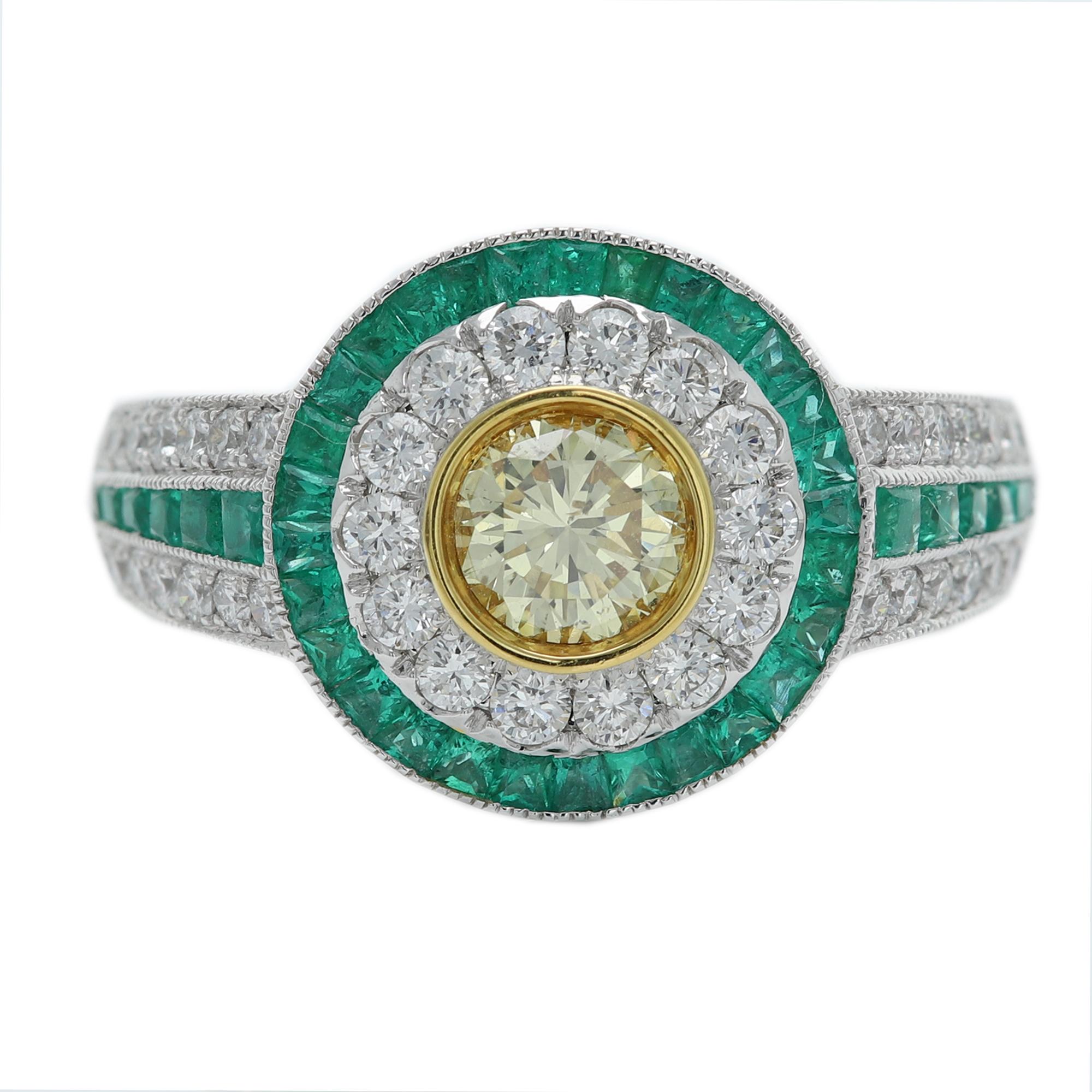 Art Deco Style Ring Emerald and Diamonds 18 Karat White Gold and Yellow Diamond For Sale 4