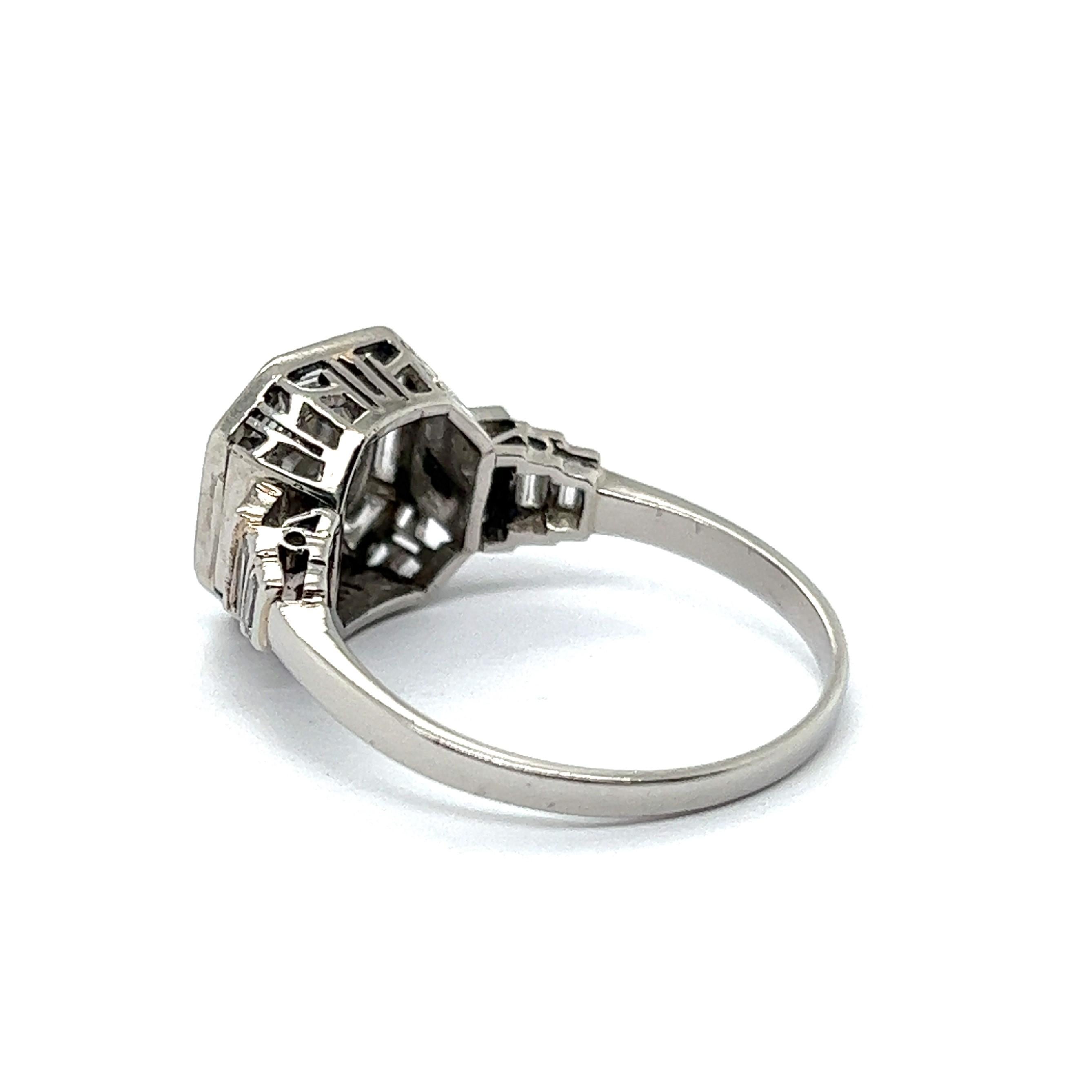 Women's or Men's Art Deco Style Ring with Diamonds in 18 Karat White Gold For Sale