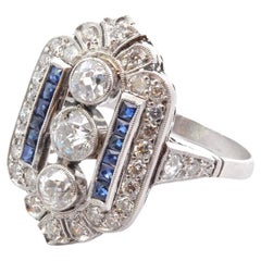 Art Deco style ring with diamonds of 1.75 carats and sapphires