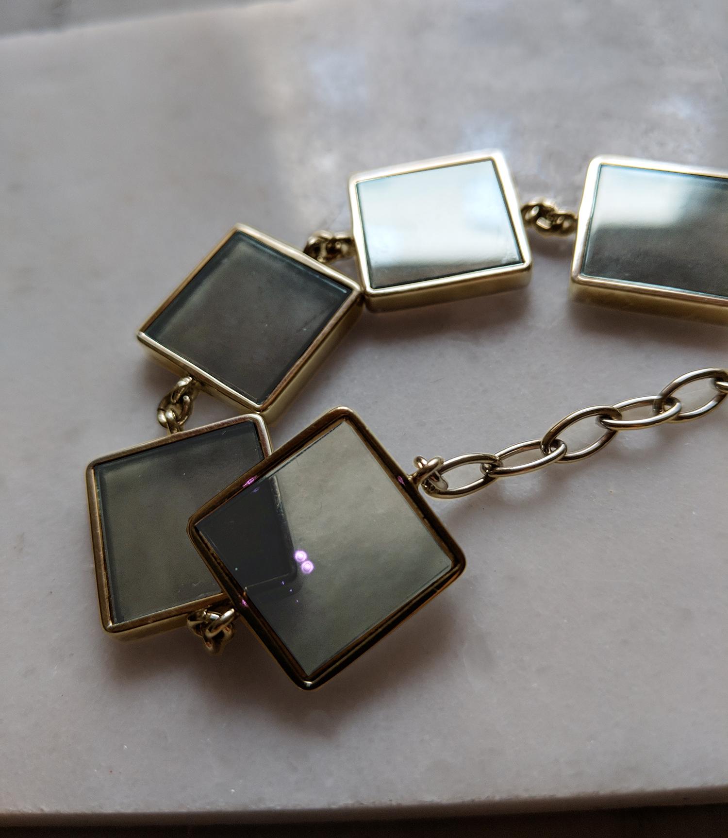Art Deco Style Rose Gold Link Bracelet with Green Quartzes For Sale 1