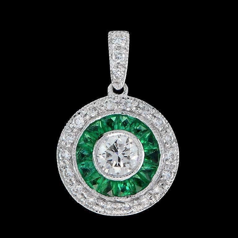 Brilliant Cut Art Deco Style Round Brilliant Diamond with Emerald Pendant in 18K White Gold For Sale