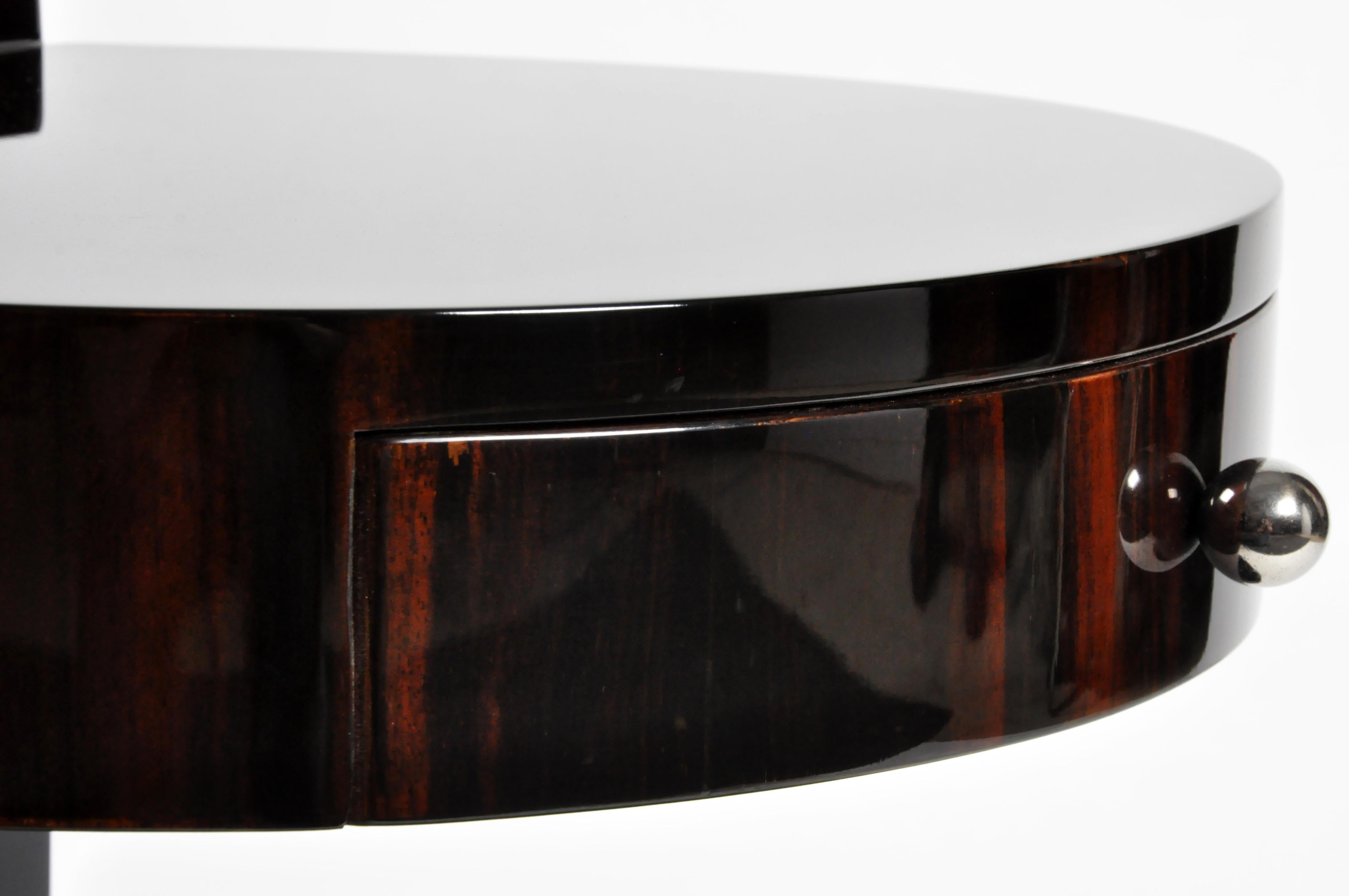 Art Deco Style Round Side Table 4