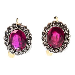 Orecchini a leva in oro giallo con diamante bianco taglio rosa e rubino in stile Art Deco
