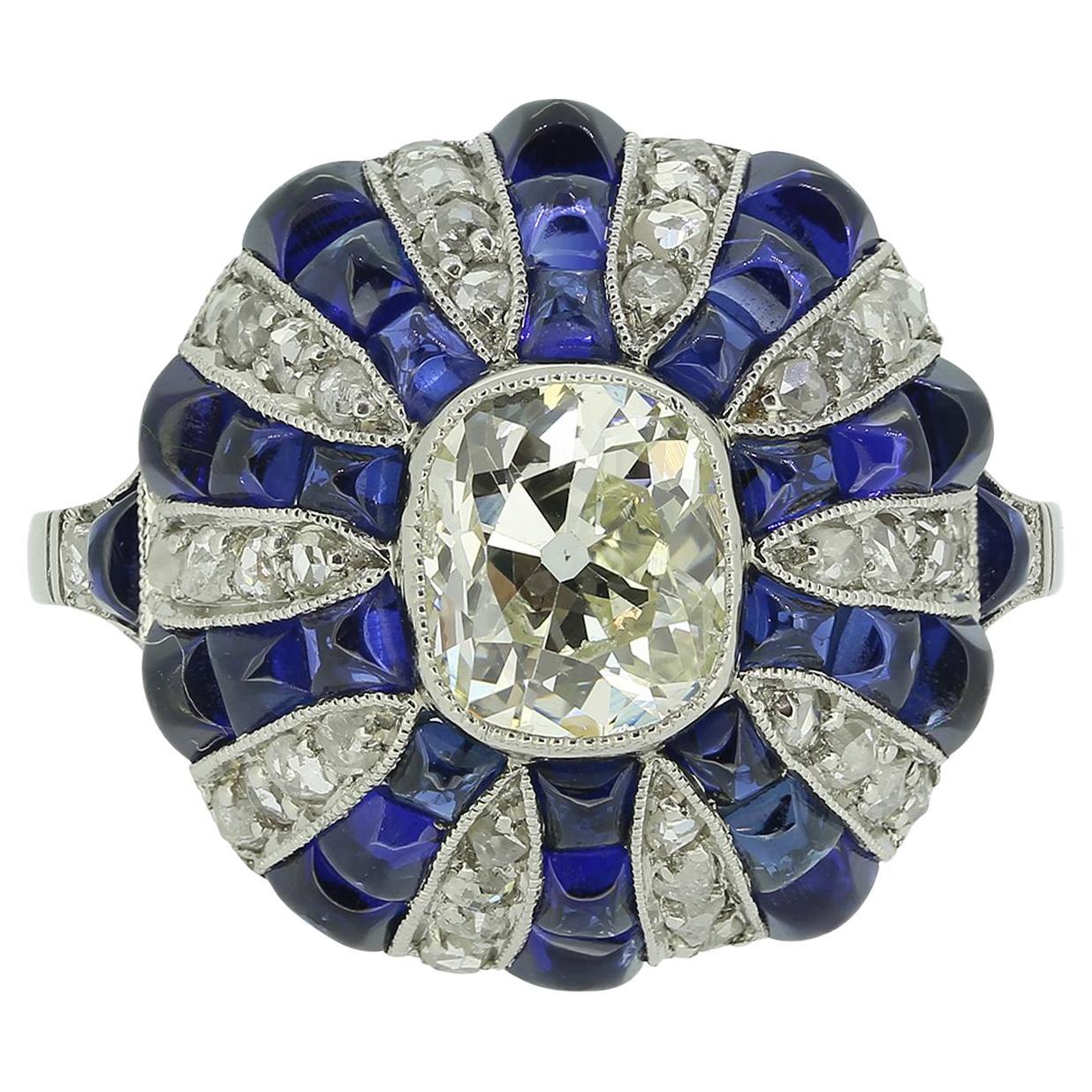 Cluster-Bomber-Ring im Art-déco-Stil mit Saphiren und Diamanten