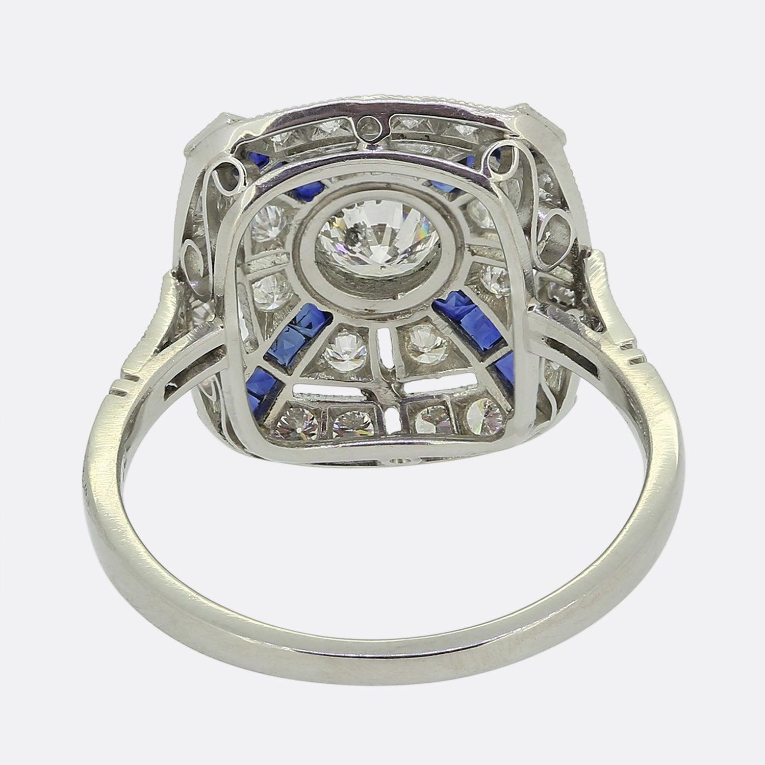 Art Deco Style Sapphire and Diamond Target Ring In Good Condition For Sale In London, GB