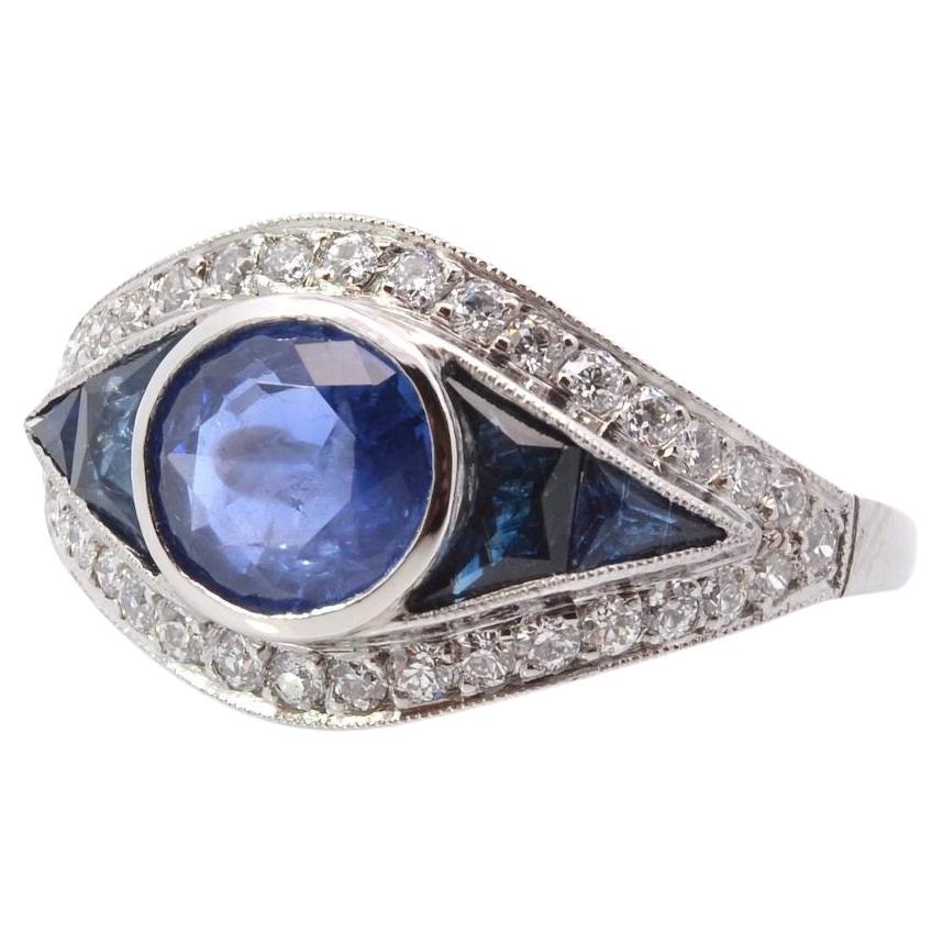Art deco style sapphire and diamonds ring For Sale