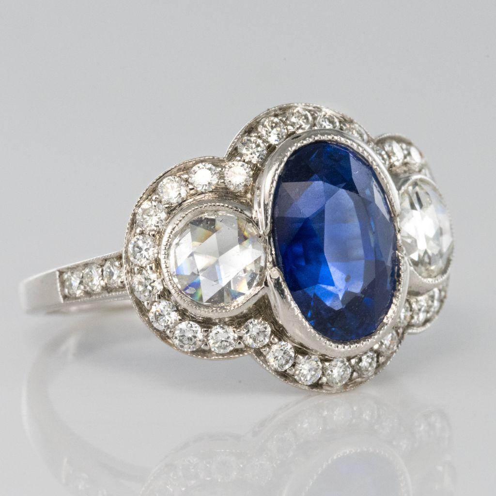Oval Cut French Art Deco Style 3.22 Carat Sapphire Diamond 18 Karat White Gold Ring