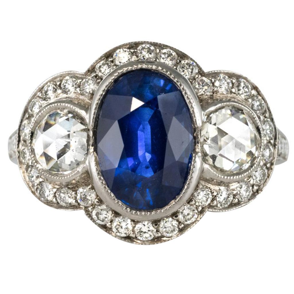 French Art Deco Style 3.22 Carat Sapphire Diamond 18 Karat White Gold Ring