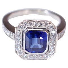 Vintage Art Deco style sapphire ring in 18k white gold, pre-owned sapphire wedding ring