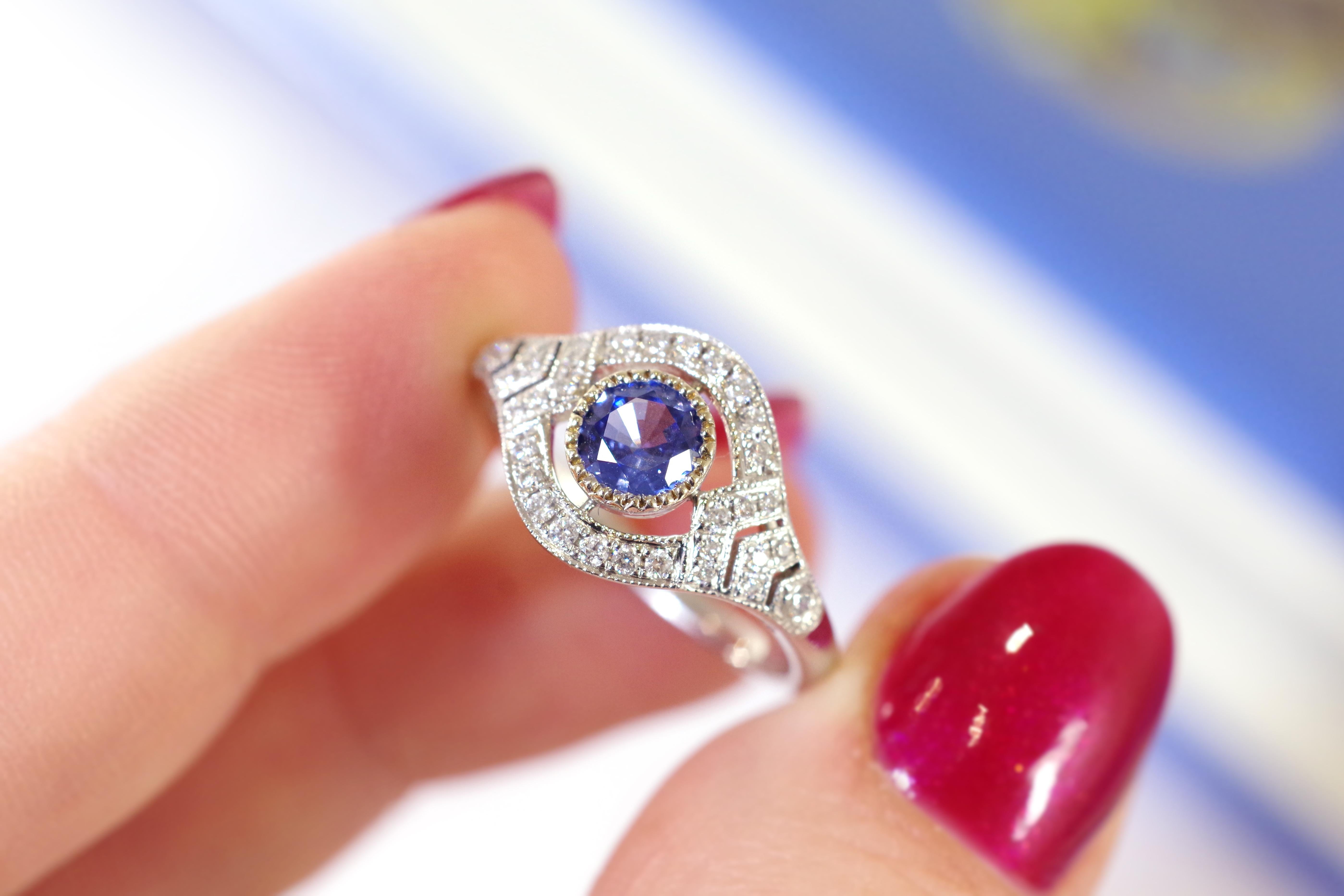 Art Deco Style Sapphire Ring in White Gold 18k, Wedding Ring In Fair Condition For Sale In PARIS, FR